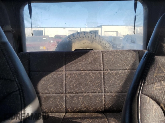 2001 Jeep Wrangler Sport with VIN 1J4FA49S21P346217, listed as a Copart auction lot 46133815 with 103,929 mi miles and Salvage Title. Bid and sale history available at carsss.com. Image 10.