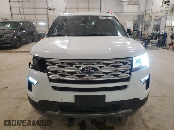 2018 Ford Explorer XLT with VIN 1FM5K7D86JGC54664, listed as a Copart auction lot 50135835 with 111,460 mi miles and Salvage Title. Bid and sale history available at DreamBid. Image 5.