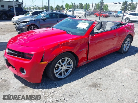 2013 Chevrolet Camaro LT z VIN 2G1FB3D34D9104778, wystawiony jako IAAI lot #42229416 z przebiegiem 99 123 mil mil oraz . Historia ofert i sprzedaży dostępna na DreamBid. Obrazek 23.