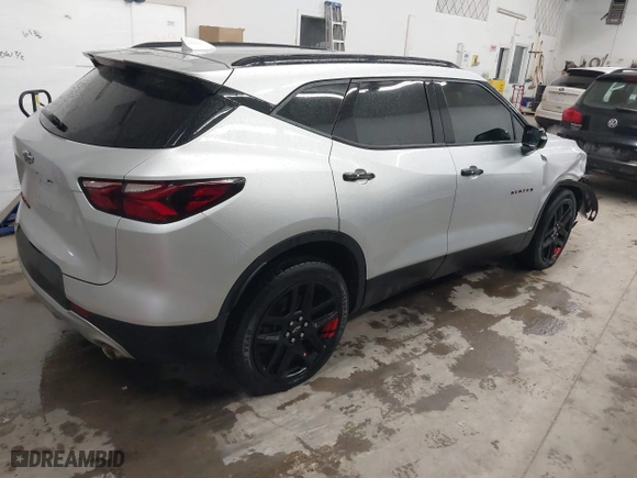 2020 Chevrolet Blazer LT with VIN 3GNKBJRS9LS624655, listed as a IAAI auction lot 41707430 with 99,335 mi miles. Bid and sale history available at carsss.com. Image 4.