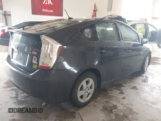 2010 Toyota Prius II z VIN JTDKN3DU7A0010924, wystawiony jako IAAI lot #41708307 z przebiegiem 212 942 mil mil oraz . Historia ofert i sprzedaży dostępna na DreamBid. Obrazek 4.
