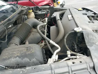 2017 Ram 1500 Express z VIN 3C6RR7KT7HG718897, wystawiony jako IAAI lot #42564686 z przebiegiem 214 940 mil mil oraz . Historia ofert i sprzedaży dostępna na DreamBid. Obrazek 21.