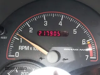 2004 Pontiac Grand Am SE1 with VIN 1G2NF52E84C102696, listed as a IAAI auction lot 41363904 with 217,905 mi miles. Bid and sale history available at carsss.com. Image 15.