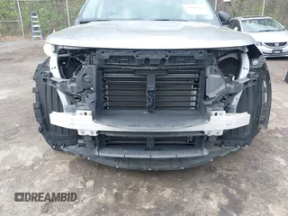 2022 Ford Explorer with VIN 1FMSK7BH9NGA08252, listed as a IAAI auction lot 42012523 with 122,293 mi miles and . Bid and sale history available at DreamBid. Image 6.