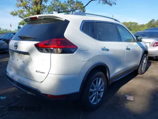 2017 Nissan Rogue SV с VIN KNMAT2MVXHP512848, выставлен на аукционе IAAI как лот 42210898 с пробегом 69 945 миль миль и . История ставок и продаж доступна на DreamBid. Изображение 4.