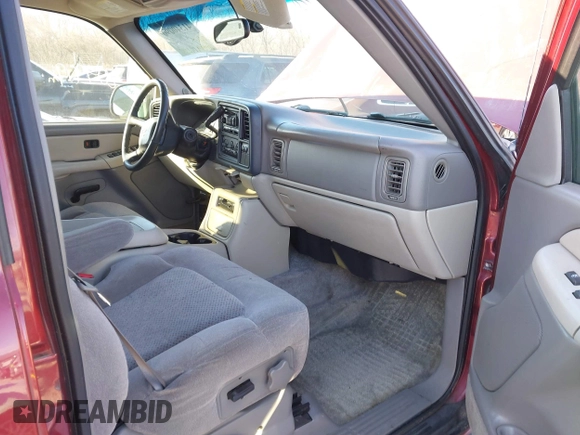 2001 Chevrolet Tahoe LT with VIN 1GNEK13T71J315151, listed as a IAAI auction lot 41340090 with 209,919 mi miles. Bid and sale history available at carsss.com. Image 5.