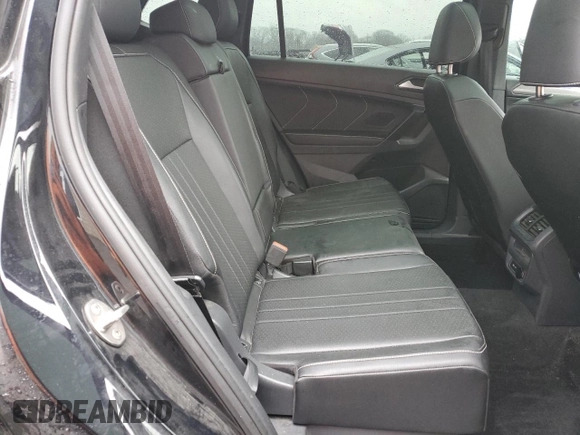 2023 Volkswagen Tiguan SE R-Line Black с VIN 3VV8B7AX0PM069782, выставлен на аукционе Copart как лот 52945925 с пробегом 64 870 миль миль и Списание • Salvage title. История ставок и продаж доступна на DreamBid. Изображение 10.