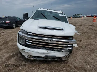 2021 Chevrolet Silverado 3500HD High Country with VIN 1GC4YVEY3MF135272, listed as a Copart auction lot 67717404 with 34,408 mi miles and Salvage Title. Bid and sale history available at carsss.com. Image 5.