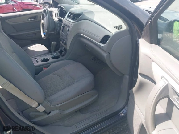 2015 Chevrolet Traverse LS with VIN 1GNKRFED1FJ276341, listed as a IAAI auction lot 41936899 with 139,340 mi miles. Bid and sale history available at carsss.com. Image 5.