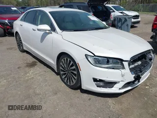 2017 Lincoln MKZ с VIN 3LN6L5G94HR643350, выставлен на аукционе IAAI как лот 41930216 с пробегом 117 760 миль миль и . История ставок и продаж доступна на DreamBid. Изображение 1.