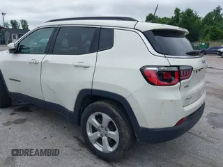 2018 Jeep Compass Altitude с VIN 3C4NJDBB3JT307885, выставлен на аукционе IAAI как лот 42372222 с пробегом 77 522 миль миль и . История ставок и продаж доступна на DreamBid. Изображение 17.
