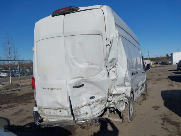 2021 Ford Transit Cargo with VIN 1FTBW3X82MKA14027, listed as a IAAI auction lot 41423524 with 121,221 mi miles. Bid and sale history available at carsss.com. Image 6.