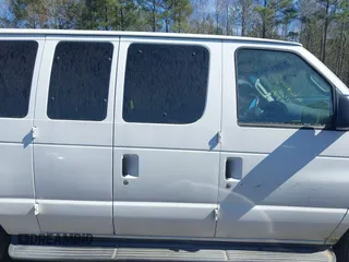 2008 Ford Econoline Passenger XL with VIN 1FBSS31LX8DA49552, listed as a IAAI auction lot 41628947 with 151,426 mi miles and . Bid and sale history available at DreamBid. Image 13.