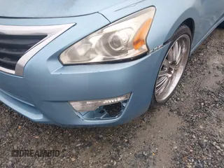 2015 Nissan Altima 2.5 S with VIN 1N4AL3AP2FN328451, listed as a IAAI auction lot 42113355 with 221,659 mi miles. Bid and sale history available at carsss.com. Image 6.