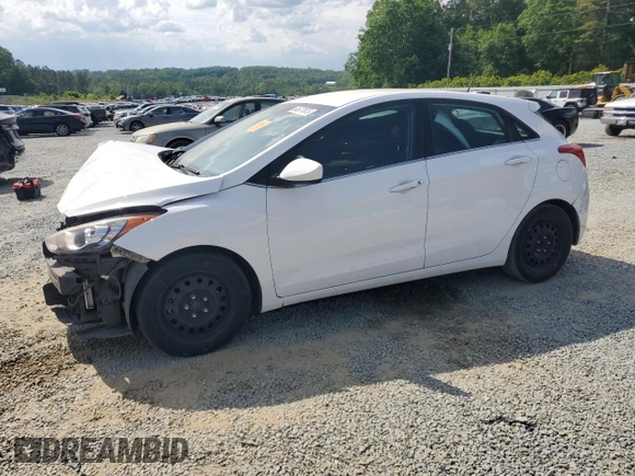 2017 Hyundai Elantra z VIN KMHD35LHXHU381525, wystawiony jako Copart lot #54677875 z przebiegiem 121 960 mil mil oraz Szkoda całkowita • Salvage title. Historia ofert i sprzedaży dostępna na DreamBid. Obrazek 1.