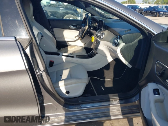 2014 Mercedes-Benz CLA 250 with VIN WDDSJ4EB8EN037742, listed as a IAAI auction lot 42604682 with 210,637 mi miles and . Bid and sale history available at DreamBid. Image 5.
