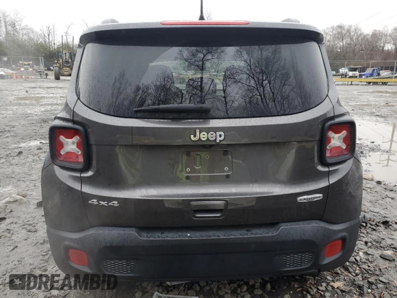 2018 Jeep Renegade Latitude z VIN ZACCJBBB7JPJ39426, wystawiony jako Copart lot #84618564 z przebiegiem Nie podano mil oraz Szkoda całkowita • Salvage title. Historia ofert i sprzedaży dostępna na DreamBid. Obrazek 6.