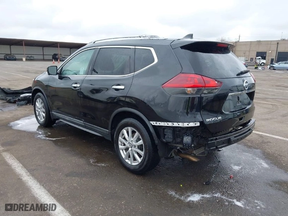 2018 Nissan Rogue S with VIN KNMAT2MTXJP600450, listed as a IAAI auction lot 41736000 with 137818 miles. Bid and sale history available at carsss.com. Image 3.
