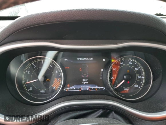 2014 Jeep Cherokee Trailhawk with VIN 1C4PJMBS6EW159174, listed as a Copart auction lot 56097795 with 130,299 mi miles and Salvage title. Bid and sale history available at DreamBid. Image 9.
