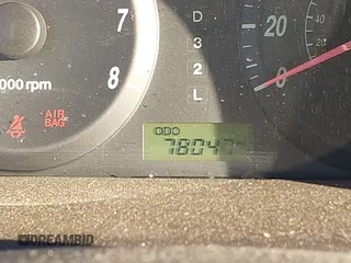 2006 Hyundai Elantra GLS z VIN KMHDN46D86U341101, wystawiony jako IAAI lot #40920396 z przebiegiem 78 047 mil mil oraz . Historia ofert i sprzedaży dostępna na DreamBid. Obrazek 15.