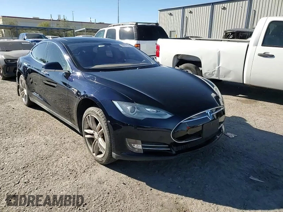 2013 Tesla Model S with VIN 5YJSA1CN9DFP05499, listed as a Copart auction lot 80078144 with 133,763 mi miles and Salvage Title. Bid and sale history available at carsss.com. Image 14.