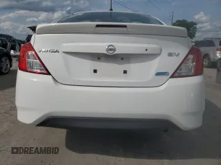 2015 Nissan Versa SV with VIN 3N1CN7AP6FL842374, listed as a Copart auction lot 52933955 with 31,231 mi miles and Salvage Title. Bid and sale history available at carsss.com. Image 6.