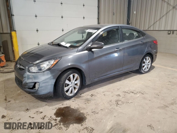 2012 Hyundai Accent GLS z VIN KMHCU4AE9CU186858, wystawiony jako Copart lot #59918965 z przebiegiem 83 592 mil mil oraz Czysty tytuł • Clean title. Historia ofert i sprzedaży dostępna na DreamBid. Obrazek 1.