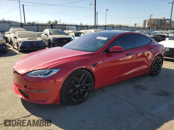 2021 Tesla Model S Plaid с VIN 5YJSA1E69MF446924, выставлен на аукционе Copart как лот 87644725 с пробегом 2 530 миль миль и Списание • Salvage title. История ставок и продаж доступна на DreamBid. Изображение 1.