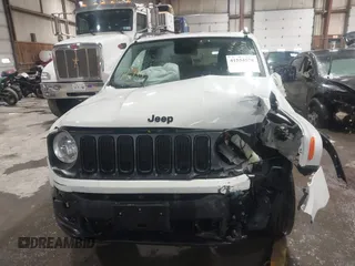 2017 Jeep Renegade Latitude with VIN ZACCJBBB9HPG18671, listed as a IAAI auction lot 41554578 with 75,248 mi miles. Bid and sale history available at carsss.com. Image 12.