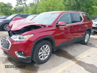 2020 Chevrolet Traverse LT Cloth z VIN 1GNEVGKW6LJ285438, wystawiony jako IAAI lot #42188972 z przebiegiem 53 628 mil mil oraz . Historia ofert i sprzedaży dostępna na DreamBid. Obrazek 19.
