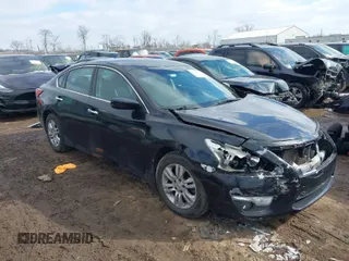 2015 Nissan Altima 2.5 S with VIN 1N4AL3AP0FC466159, listed as a IAAI auction lot 41617703 with 82,310 mi miles. Bid and sale history available at carsss.com. Image 1.