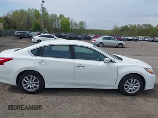 2016 Nissan Altima SV with VIN 1N4AL3APXGC211102, listed as a IAAI auction lot 41998063 with 149,760 mi miles and . Bid and sale history available at DreamBid. Image 13.