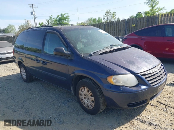 2005 Chrysler Town & Country LX with VIN 2C4GP44R45R232608, listed as a IAAI auction lot 42115292 with 145,502 mi miles. Bid and sale history available at carsss.com. Image 1.