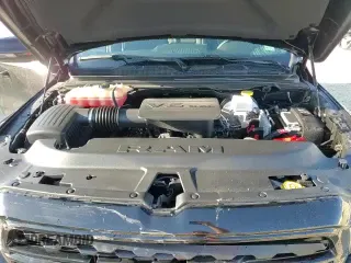 2024 Ram 1500 Big Horn z VIN 1C6RREFG4RN183974, wystawiony jako Copart lot #69483195 z przebiegiem 25 985 mil mil oraz Nie do naprawy • Non repairable. Historia ofert i sprzedaży dostępna na DreamBid. Obrazek 15.