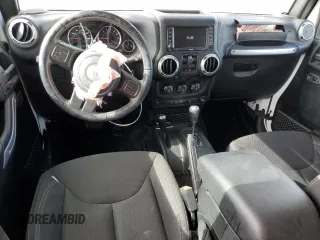 2018 Jeep Wrangler JK Unlimited Sahara with VIN 1C4BJWEG2JL830445, listed as a Copart auction lot 75272164 with 47,929 mi miles and Salvage Title. Bid and sale history available at carsss.com. Image 8.