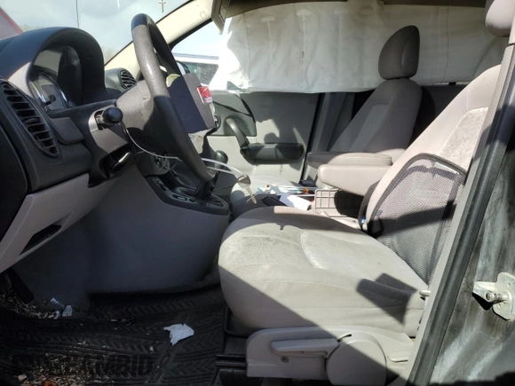 2004 Saturn VUE with VIN 5GZCZ23D94S897924, listed as a Copart auction lot 49586215 with 135,636 mi miles and Clean Title. Bid and sale history available at DreamBid. Image 7.
