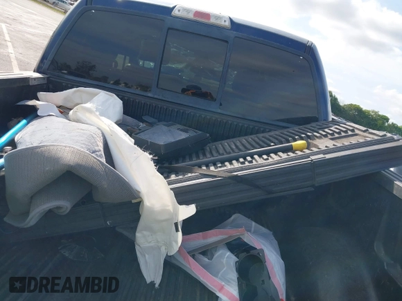 2009 Ford F-150 XL with VIN 1FTPW12V09FB33332, listed as a IAAI auction lot 41579223 with 200,105 mi miles. Bid and sale history available at carsss.com. Image 12.