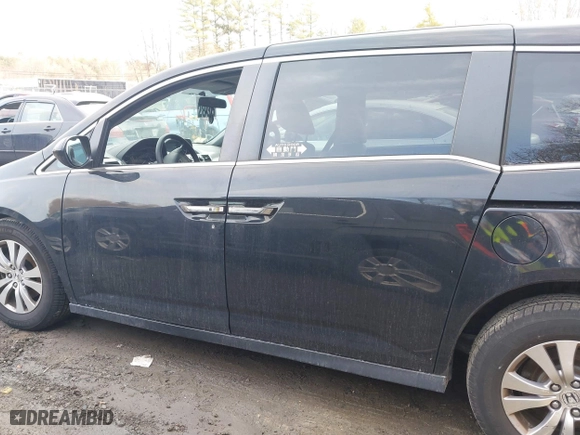 2016 Honda Odyssey SE with VIN 5FNRL5H39GB155488, listed as a IAAI auction lot 41702336 with 122,164 mi miles. Bid and sale history available at carsss.com. Image 14.