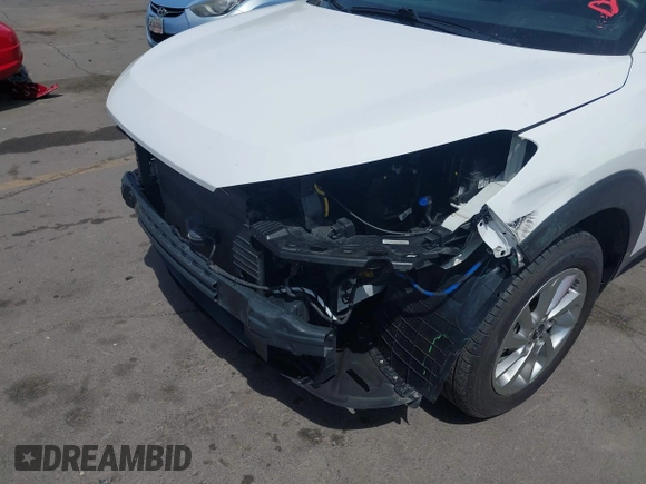 2018 Hyundai Tucson SEL Plus z VIN KM8J33A48JU766322, wystawiony jako IAAI lot #42184624 z przebiegiem 87 331 mil mil oraz . Historia ofert i sprzedaży dostępna na DreamBid. Obrazek 6.