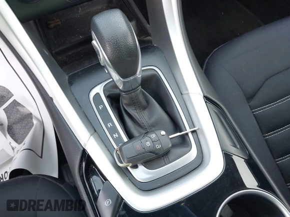 2013 Ford Fusion SE with VIN 3FA6P0H7XDR144223, listed as a IAAI auction lot 42465690 with 110,495 mi miles and . Bid and sale history available at DreamBid. Image 11.