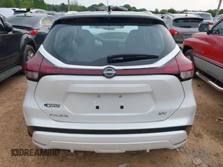 2024 Nissan Kicks SV z VIN 3N1CP5CVXRL553464, wystawiony jako IAAI lot #42034560 z przebiegiem 2441 mil mil oraz . Historia ofert i sprzedaży dostępna na DreamBid. Obrazek 16.