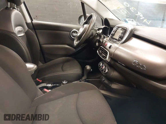2016 FIAT 500X Easy с VIN ZFBCFXBT0GP338651, выставлен на аукционе IAAI как лот 41930907 с пробегом 84 900 миль миль и . История ставок и продаж доступна на DreamBid. Изображение 5.