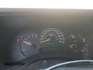 2005 Chevrolet Tahoe LT с VIN 1GNEK13T15J188273, выставлен на аукционе Copart как лот 63410505 с пробегом 222 421 миль миль и Списание • Salvage title. История ставок и продаж доступна на DreamBid. Изображение 9.