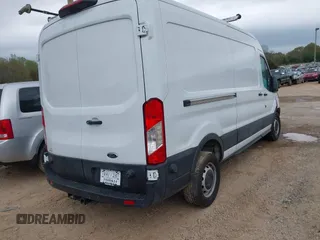 2019 Ford Transit z VIN 1FTYR2CM8KKA13993, wystawiony jako IAAI lot #41955116 z przebiegiem 91 395 mil mil oraz . Historia ofert i sprzedaży dostępna na DreamBid. Obrazek 4.