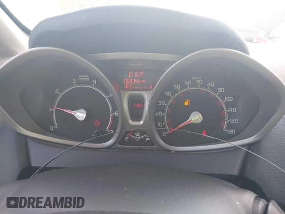 2013 Ford Fiesta SE with VIN 3FADP4EJ7DM140755, listed as a IAAI auction lot 41908366 with 68,744 mi miles. Bid and sale history available at carsss.com. Image 7.