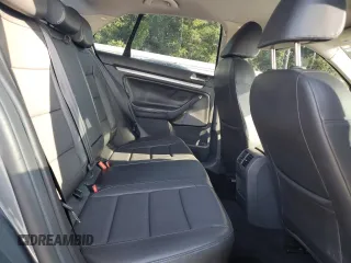 2010 Volkswagen Jetta Limited Edition с VIN 3VWAX7AJ9AM143766, выставлен на аукционе Copart как лот 58449675 с пробегом 256 033 миль миль и Списание • Salvage title. История ставок и продаж доступна на DreamBid. Изображение 10.