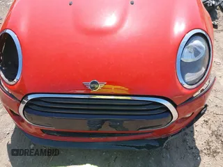 2019 MINI Hardtop Cooper with VIN WMWXP5C5XK2H32139, listed as a IAAI auction lot 41758248 with 1,136 mi miles and . Bid and sale history available at DreamBid. Image 13.