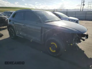 2020 Audi SQ5 Premium Plus with VIN WA1B4AFY2L2033049, listed as a Copart auction lot 57482134 with 44,357 mi miles and Salvage Title. Bid and sale history available at DreamBid. Image 4.