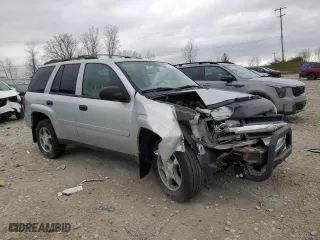 2007 Chevrolet TrailBlazer LT with VIN 1GNDT13S472105433, listed as a Copart auction lot 53660675 with 135,509 mi miles and Clean Title. Bid and sale history available at carsss.com. Image 4.