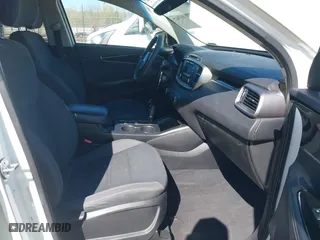 2016 Kia Sorento LX with VIN 5XYPG4A52GG002963, listed as a IAAI auction lot 41874425 with 230,541 mi miles. Bid and sale history available at carsss.com. Image 5.